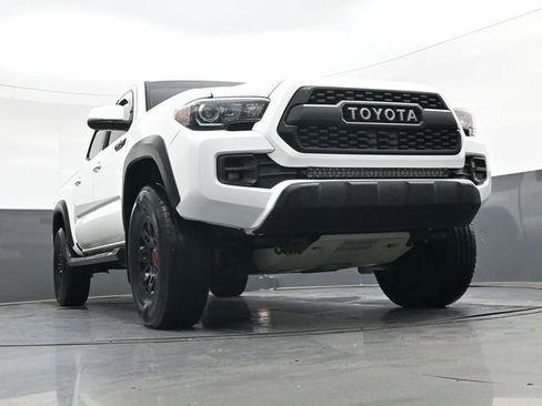 Used 2017 Toyota Tacoma TRD Pro AWD/4WD image 35