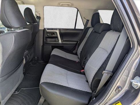 Used 2014 Toyota 4Runner SR5 AWD/4WD image 17