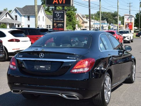 Used 2018 Mercedes-Benz C 300 4MATIC Sedan image 9