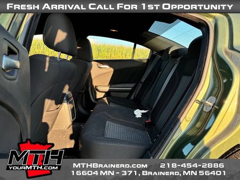Used 2023 Dodge Charger SXT RWD image 9