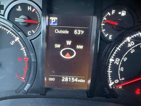 Used 2023 Toyota 4Runner 40th Anniversary SE AWD/4WD image 16
