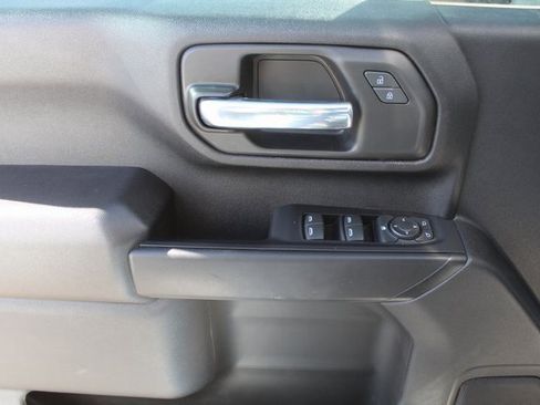 Used 2022 Chevrolet Silverado 2500 Custom w/ Custom Convenience Package image 29
