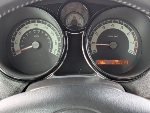 Used 2009 Saturn Sky Red Line RWD image 25
