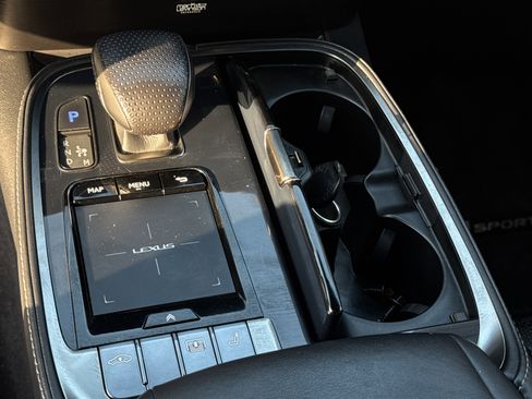 Used 2018 Lexus LS 500 F Sport image 16