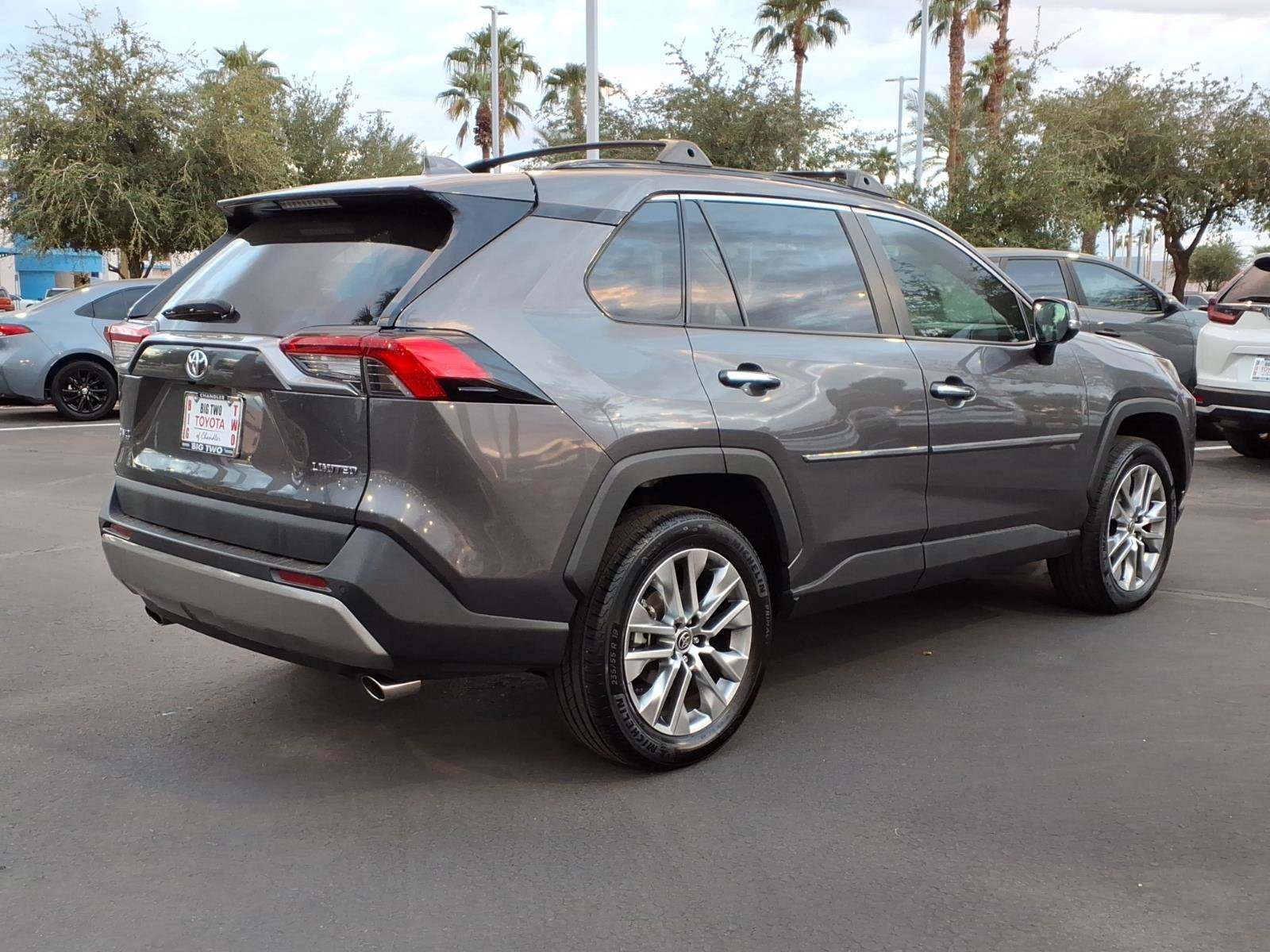Certified 2022 Toyota RAV4 Limited FWD image 4