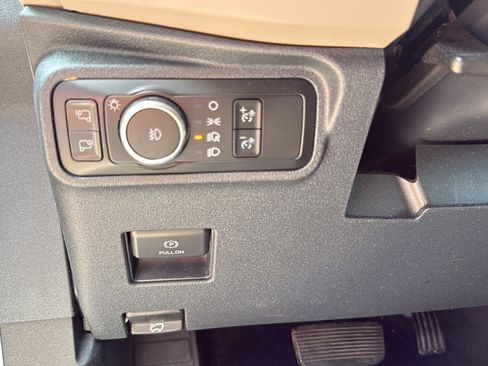 Used 2022 Ford Bronco Wildtrak AWD/4WD image 15