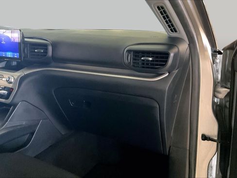 Used 2022 Ford Explorer XLT RWD image 29