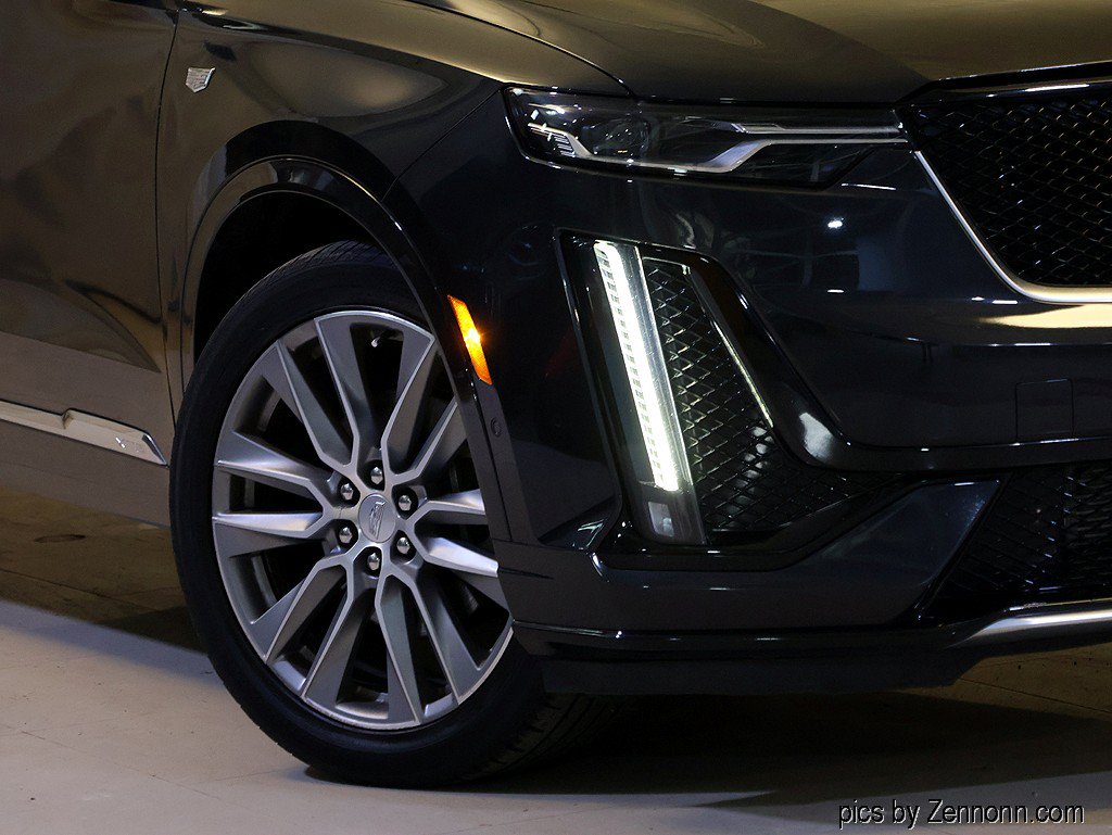 Used 2020 Cadillac XT6 Sport AWD/4WD image 3