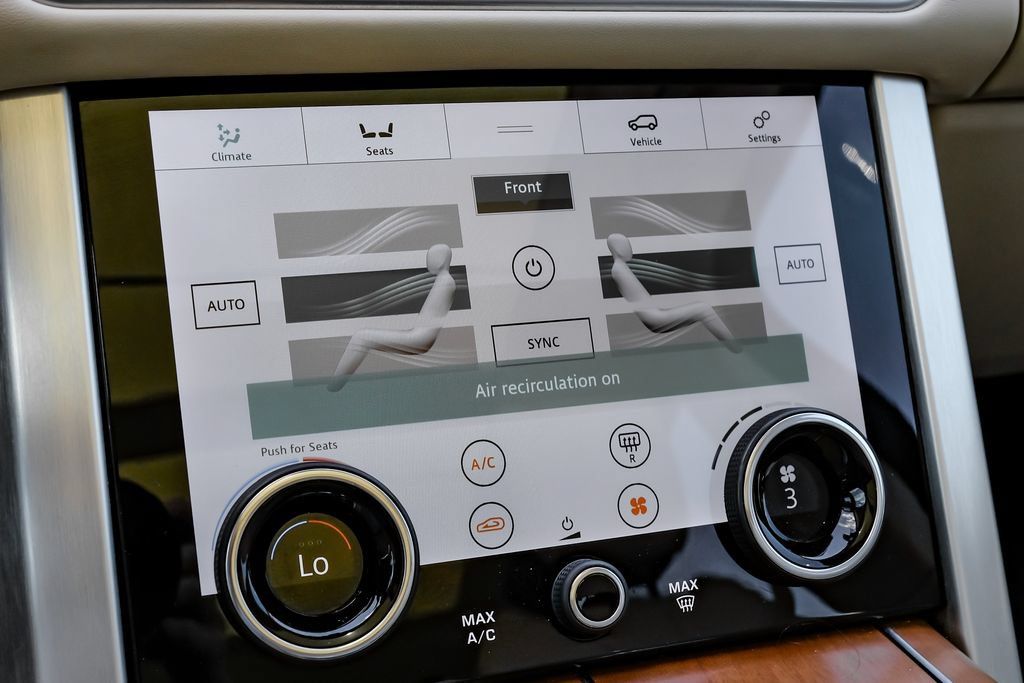 Used 2019 Land Rover Range Rover HSE AWD/4WD image 29