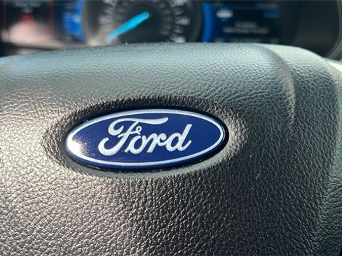 Used 2024 Ford Edge SEL w/ Convenience Package image 19