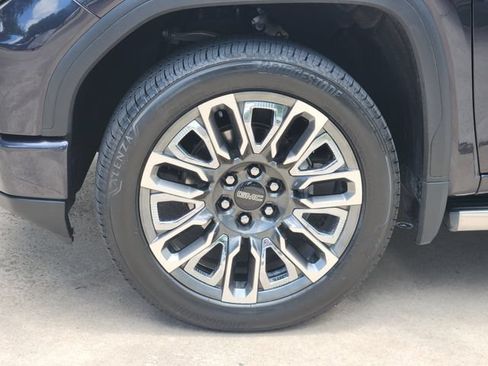 Used 2023 GMC Sierra 1500 Denali Ultimate AWD/4WD image 17