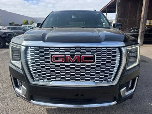 Used 2022 GMC Yukon Denali AWD/4WD image 2