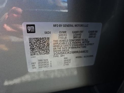Used 2024 Chevrolet Suburban LT AWD/4WD image 32