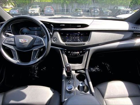 Used 2023 Cadillac XT5 Luxury AWD/4WD image 15