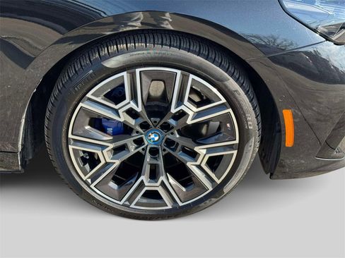 Certified 2025 BMW i5 xDrive40 w/ M Sport Package image 7