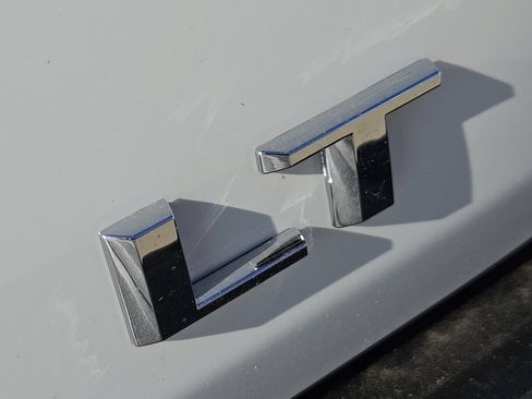 New 2026 Chevrolet Suburban LT w/ Comfort Package RWD image 13