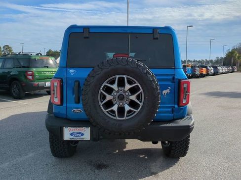 Used 2025 Ford Bronco Badlands image 5