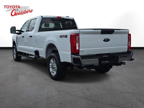 Used 2026 Ford F250 XLT image 7