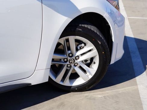 Used 2022 Toyota Corolla SE image 7