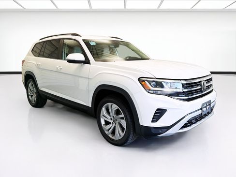 Used 2021 Volkswagen Atlas SE FWD image 3