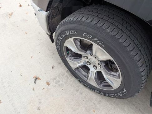 Used 2023 RAM 1500 Laramie image 8