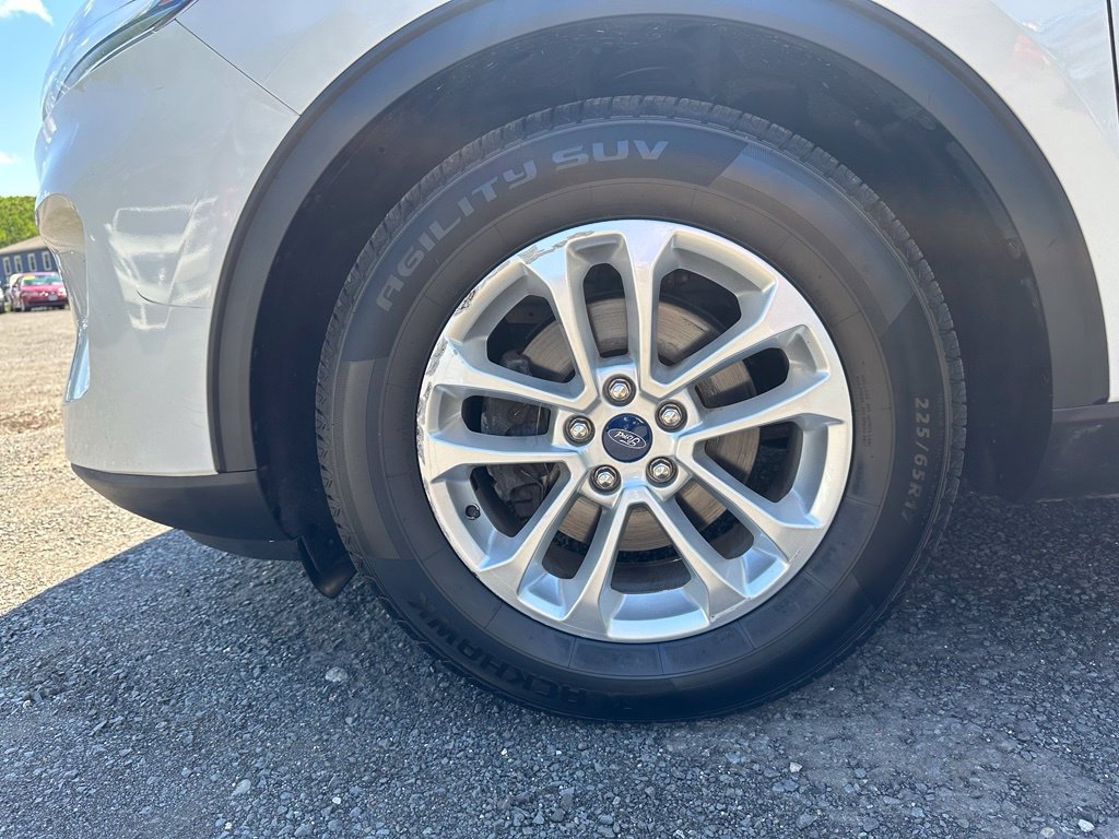 Used 2022 Ford Escape SE FWD image 39