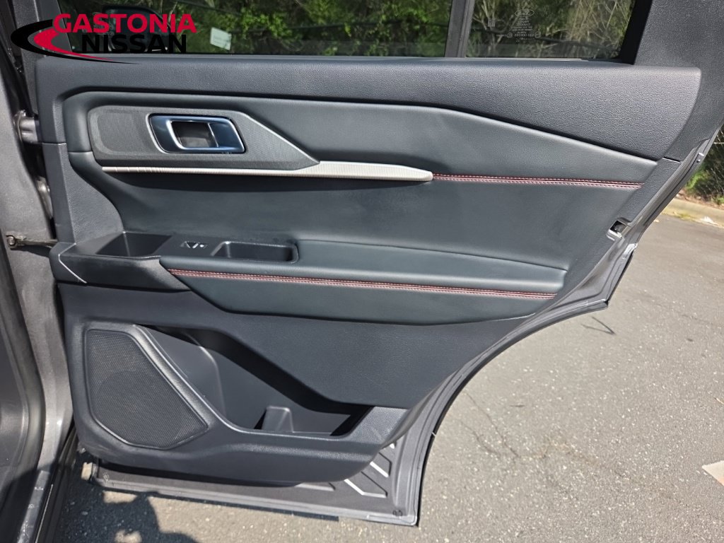 Used 2025 Ford Explorer ST-Line AWD/4WD image 40
