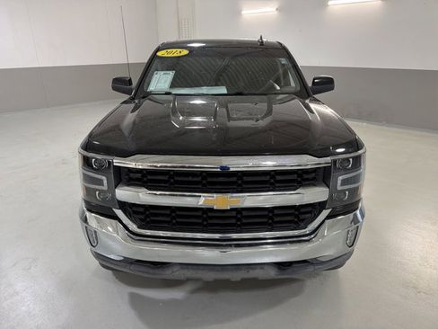 Used 2018 Chevrolet Silverado 1500 LT w/ All Star Edition AWD/4WD image 3