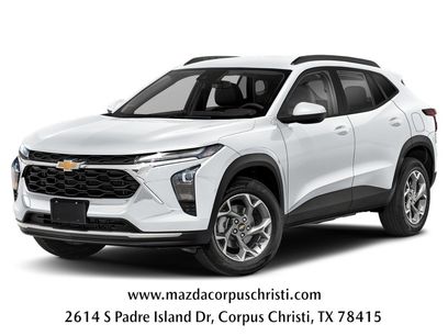 Used 2025 Chevrolet Trax LT