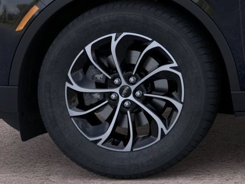 New 2026 Lincoln Nautilus Premier AWD/4WD image 19