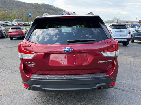 Used 2021 Subaru Forester Premium AWD/4WD image 3