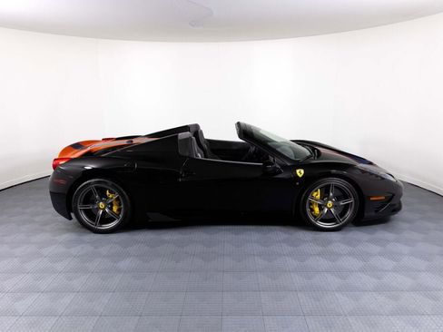Used 2015 Ferrari 458 Speciale A image 3