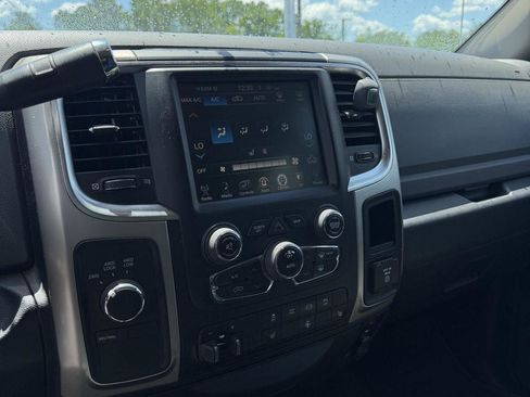 Used 2015 RAM 2500 Big Horn AWD/4WD image 11