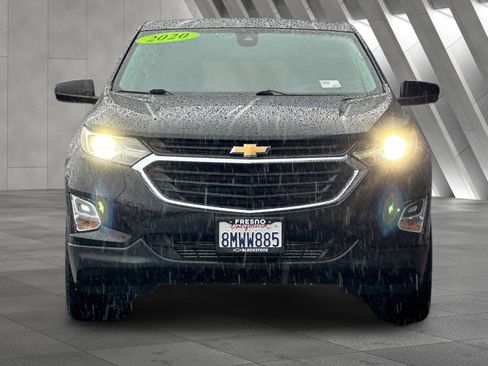 Used 2020 Chevrolet Equinox LT w/ LPO, Floor Liner Package image 9