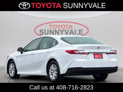 Used 2025 Toyota Camry LE FWD image 7