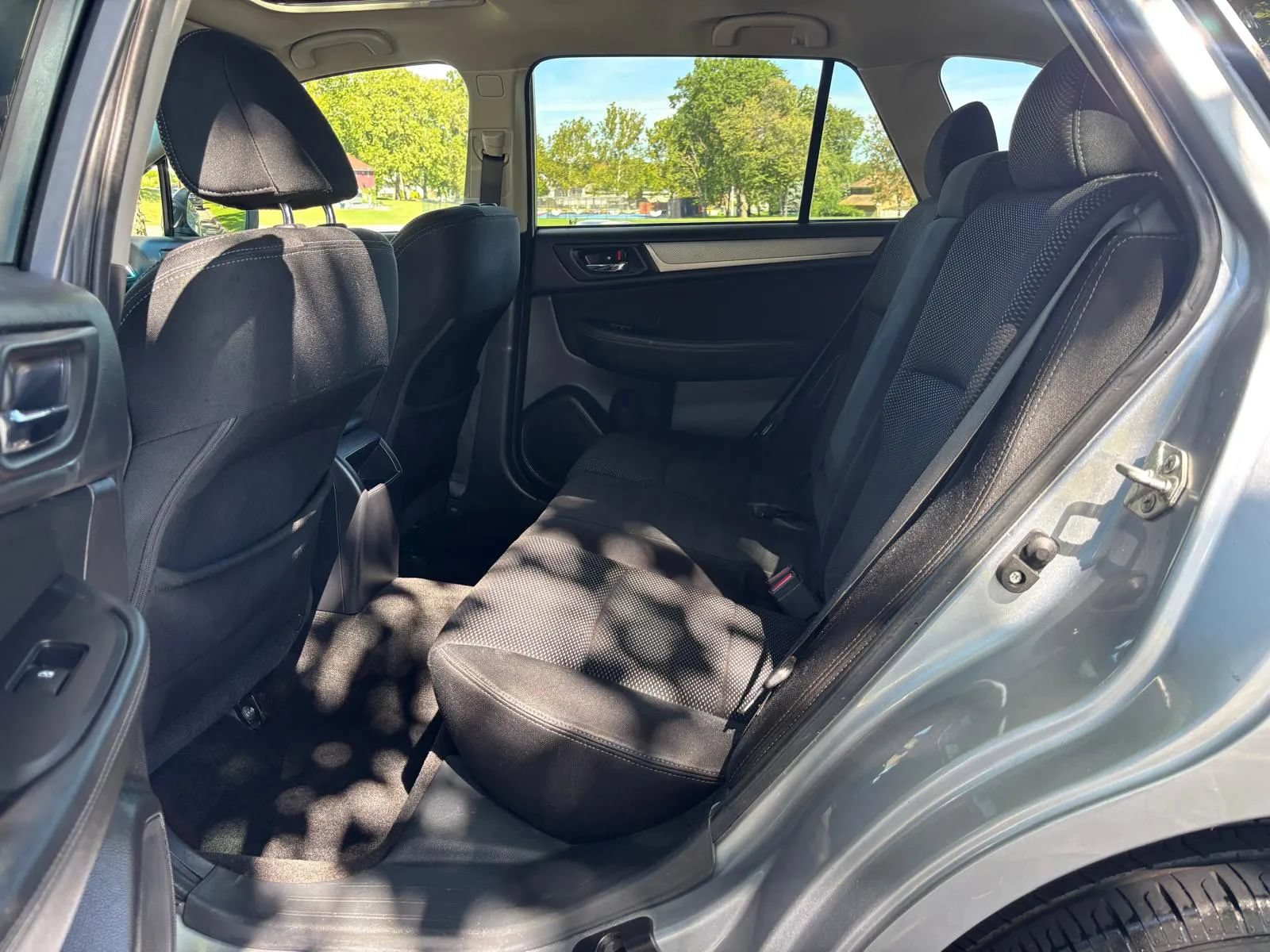 Used 2015 Subaru Outback 2.5i Premium AWD/4WD image 22