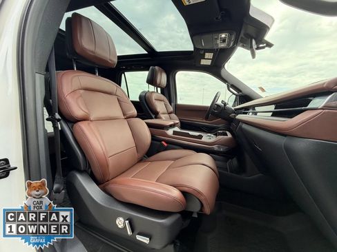 Used 2025 Lincoln Navigator Reserve AWD/4WD image 25