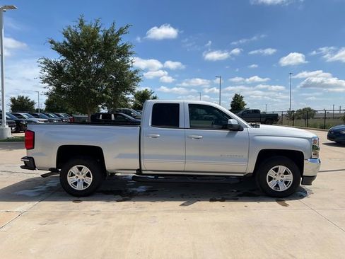 Used 2018 Chevrolet Silverado 1500 LT w/ All Star Edition RWD image 10