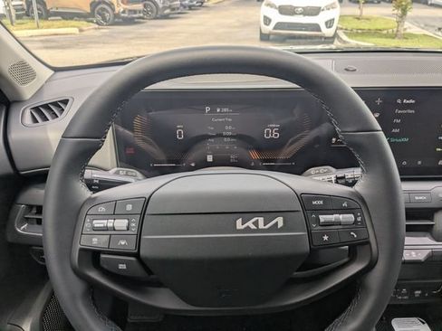 New 2026 Kia K4 EX FWD image 30