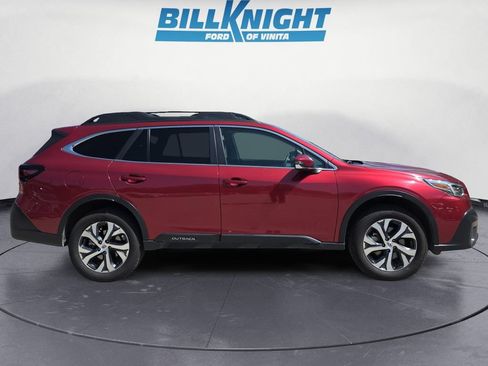 Used 2022 Subaru Outback Limited AWD/4WD image 6