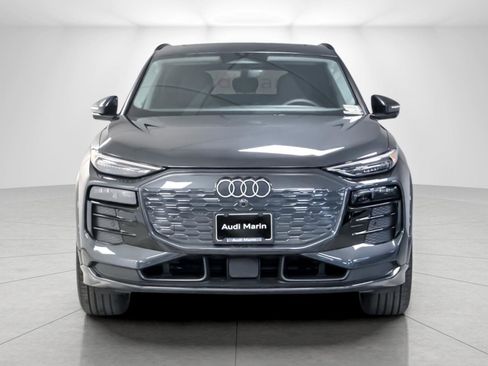 New 2025 Audi Q6 e-tron Premium Plus image 8