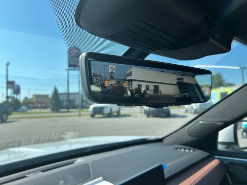 New 2025 Mitsubishi Outlander SEL image 10