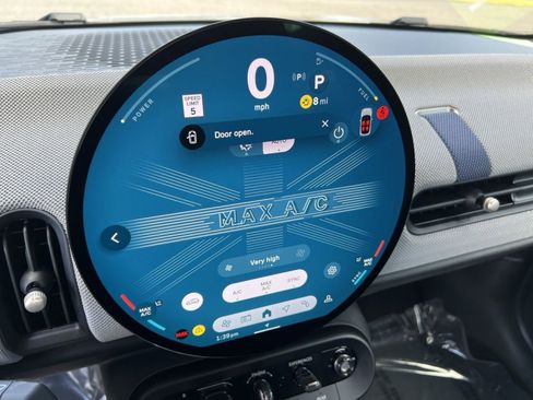 New 2026 MINI Cooper 2-Door Hardtop image 18