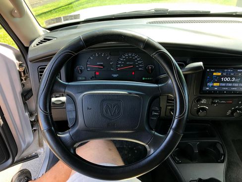 Used 2003 Dodge Durango Sport image 19