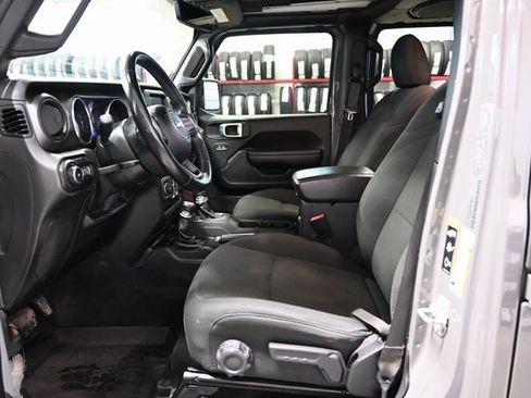Used 2021 Jeep Wrangler Unlimited Sport image 10