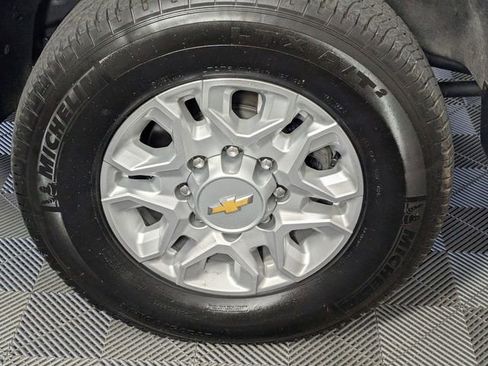 Certified 2025 Chevrolet Silverado 2500 LT AWD/4WD image 8