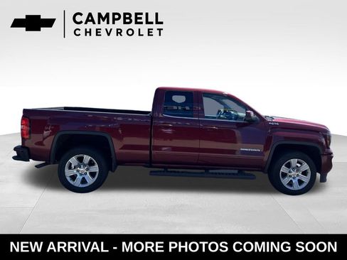 Used 2017 GMC Sierra 1500 SLE w/ SLE Value Package AWD/4WD image 6