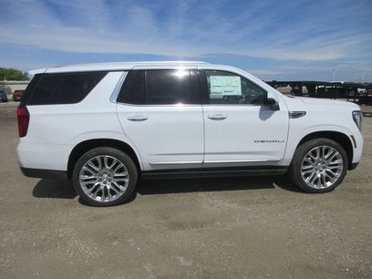 New 2026 GMC Yukon Denali w/ Denali Reserve Package