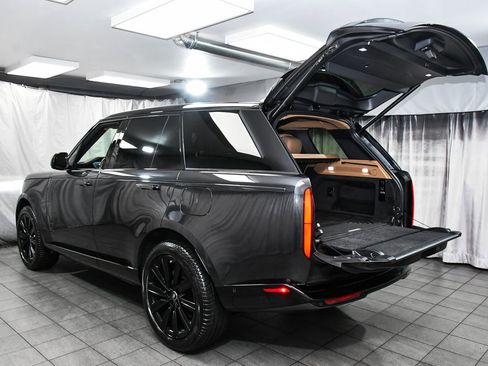 Used 2024 Land Rover Range Rover Autobiography image 72