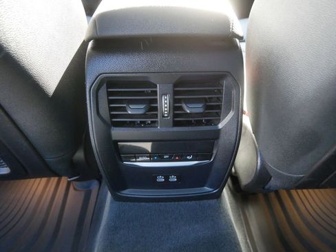 Used 2021 BMW 330i xDrive Sedan w/ Convenience Package image 19